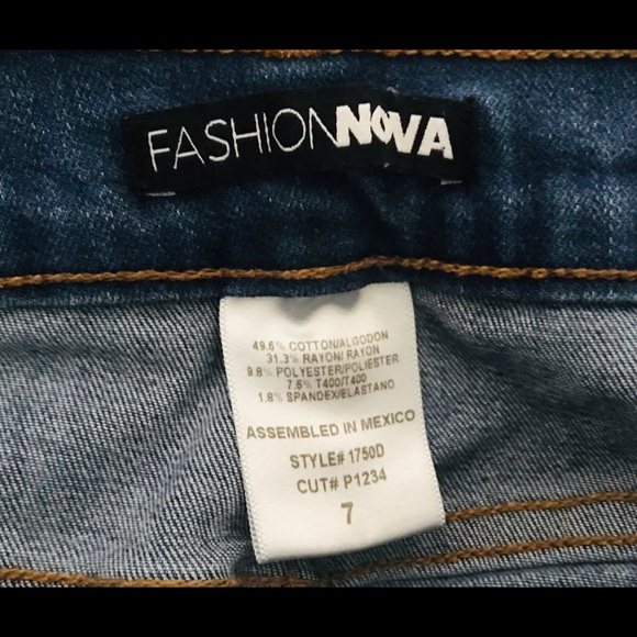 Fashion Nova jeans - Picture 3 of 3